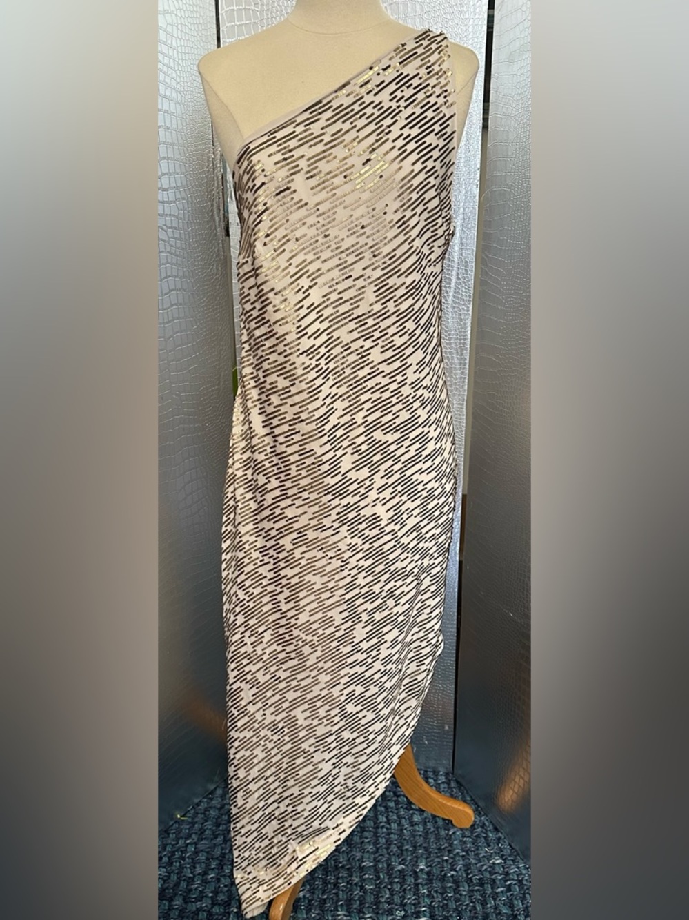 Halston Heritage Cream Asymmetric One Shoulder Midi Dress with Gold Sequin Print